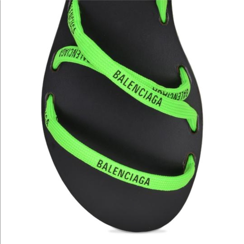 Balenciaga Flat Tie-Up Sandals w/ Printed Laces BN - Picture 8 of 8